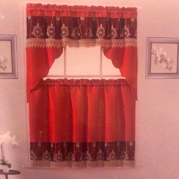 3PC Beatrice Gold Embroidery Kitchen Curtain Set New - Picture 1 of 2
